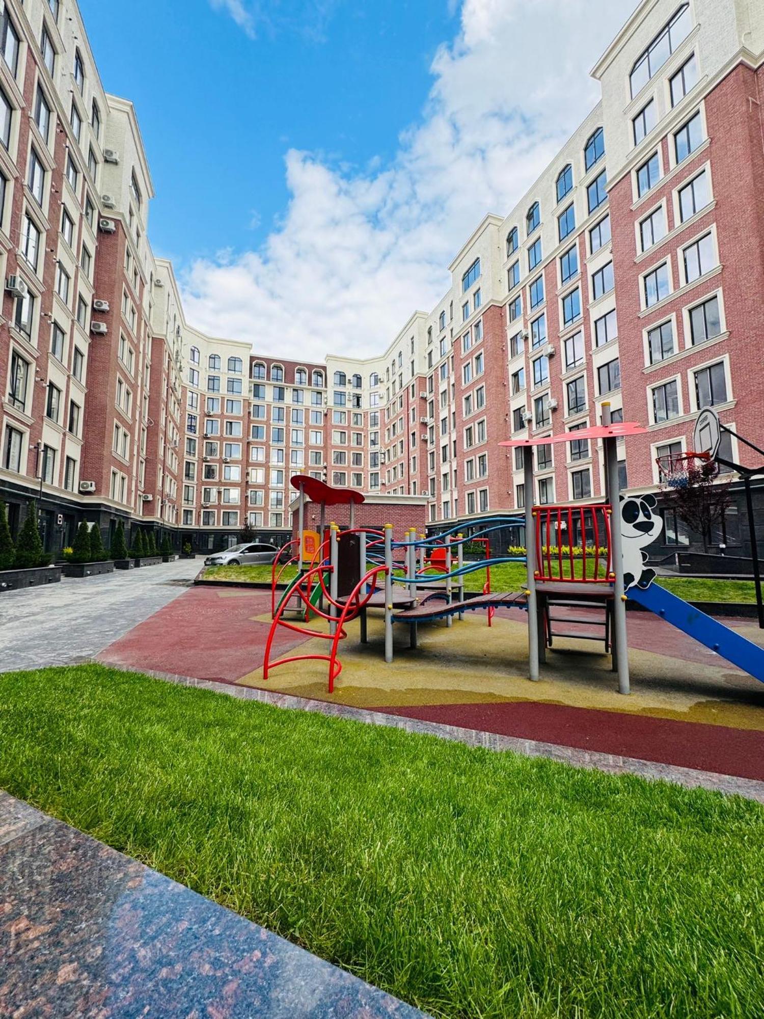 Two Bedroom Apartment In The Center, With Parking, Address Avram Iancu 32 基希讷乌 外观 照片
