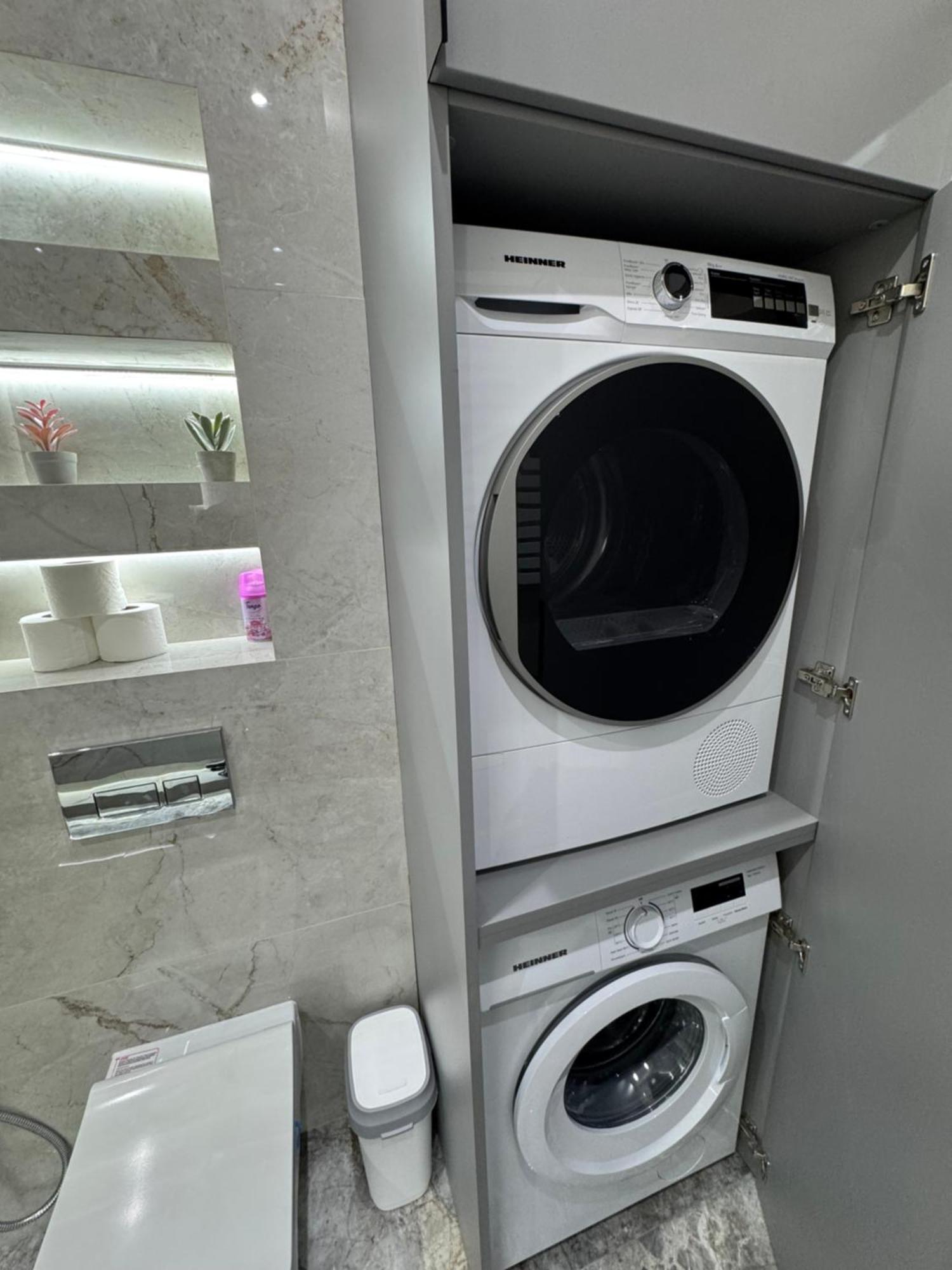 Two Bedroom Apartment In The Center, With Parking, Address Avram Iancu 32 基希讷乌 外观 照片