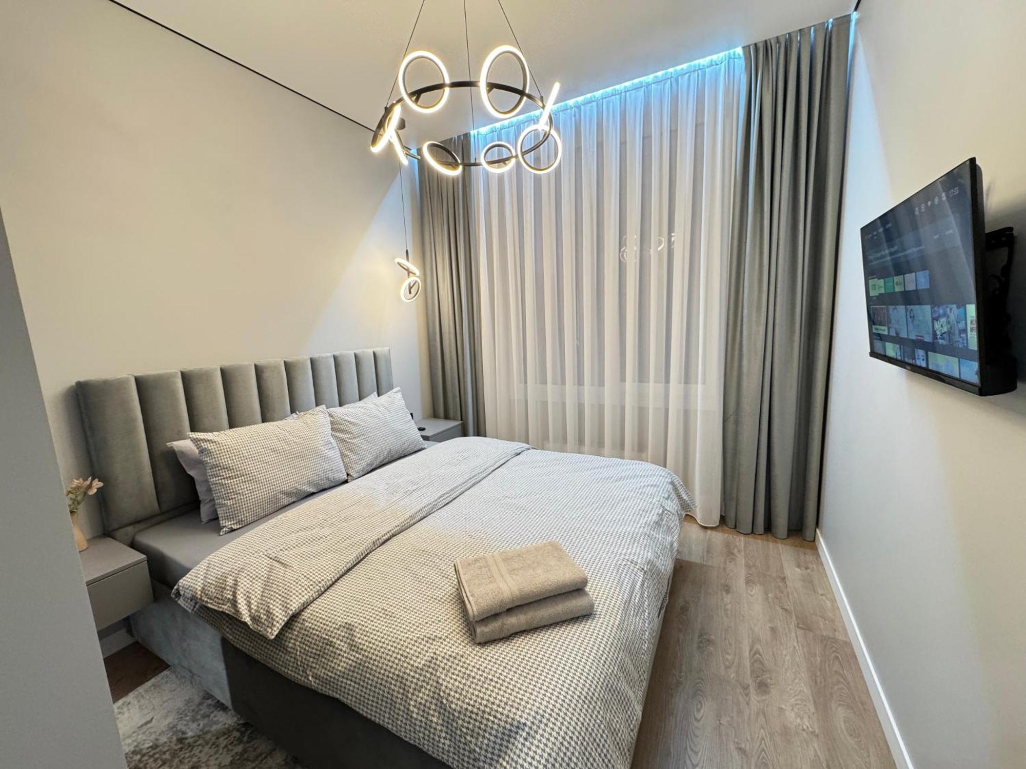 Two Bedroom Apartment In The Center, With Parking, Address Avram Iancu 32 基希讷乌 外观 照片