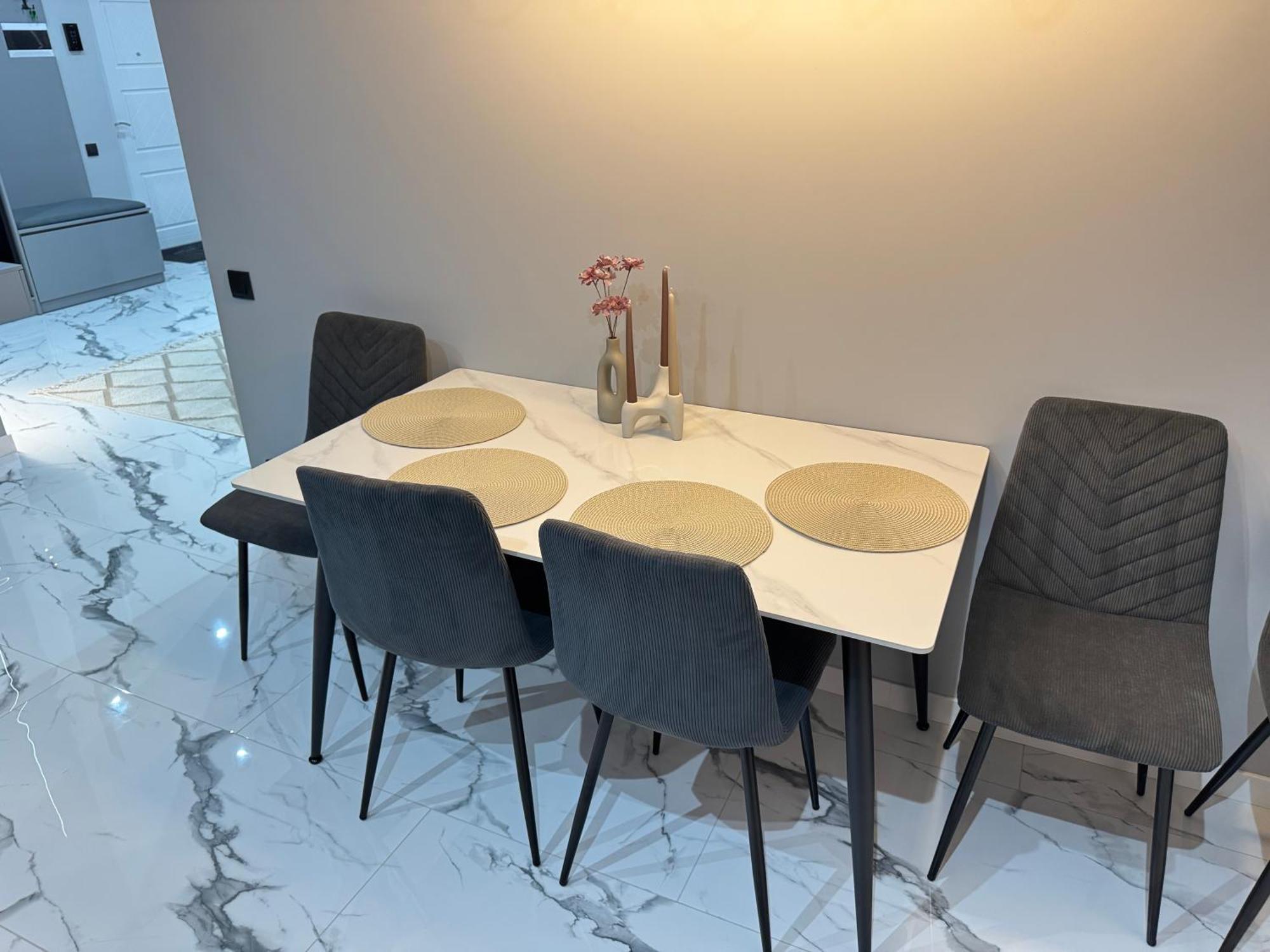 Two Bedroom Apartment In The Center, With Parking, Address Avram Iancu 32 基希讷乌 外观 照片