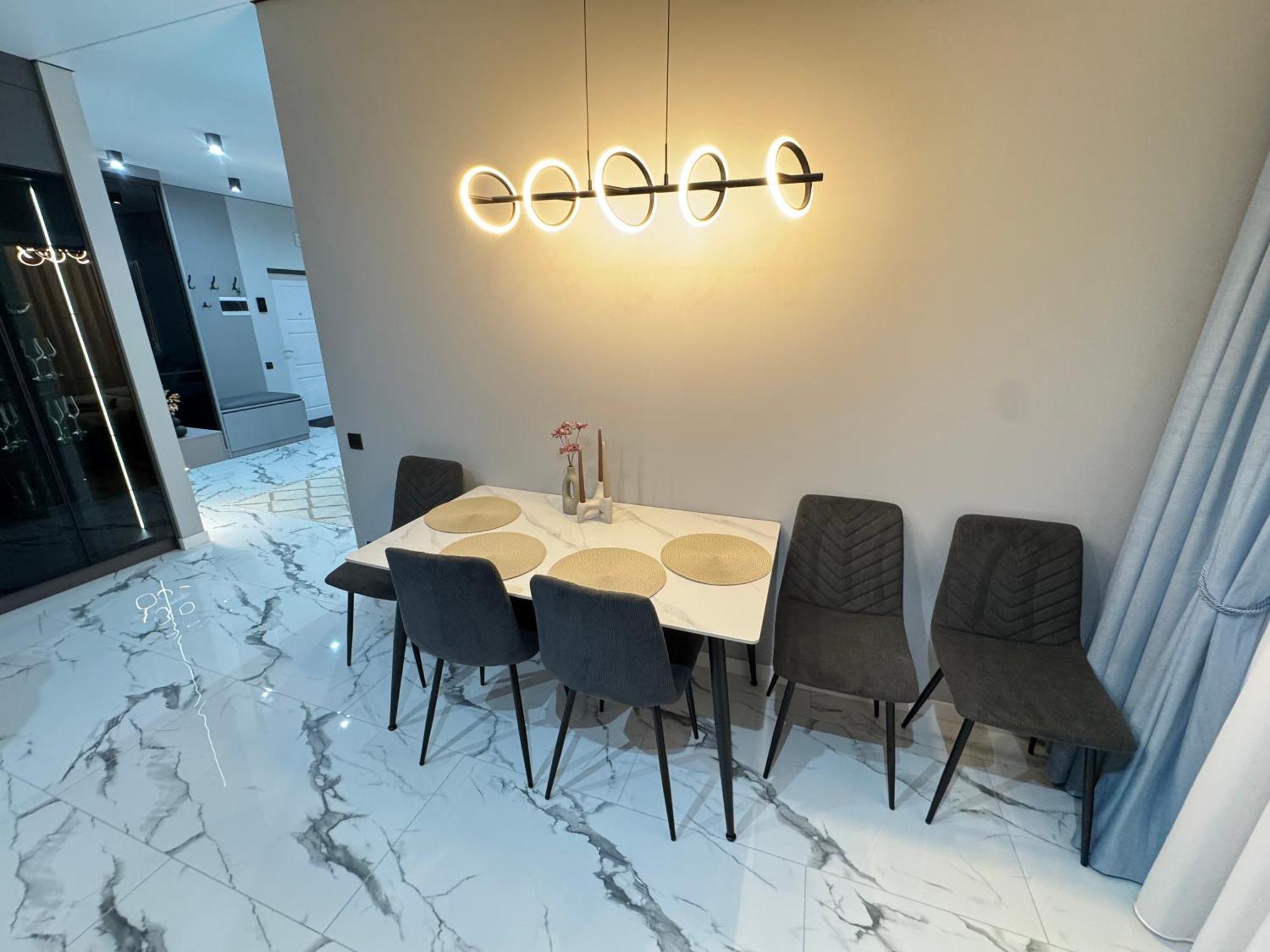 Two Bedroom Apartment In The Center, With Parking, Address Avram Iancu 32 基希讷乌 外观 照片
