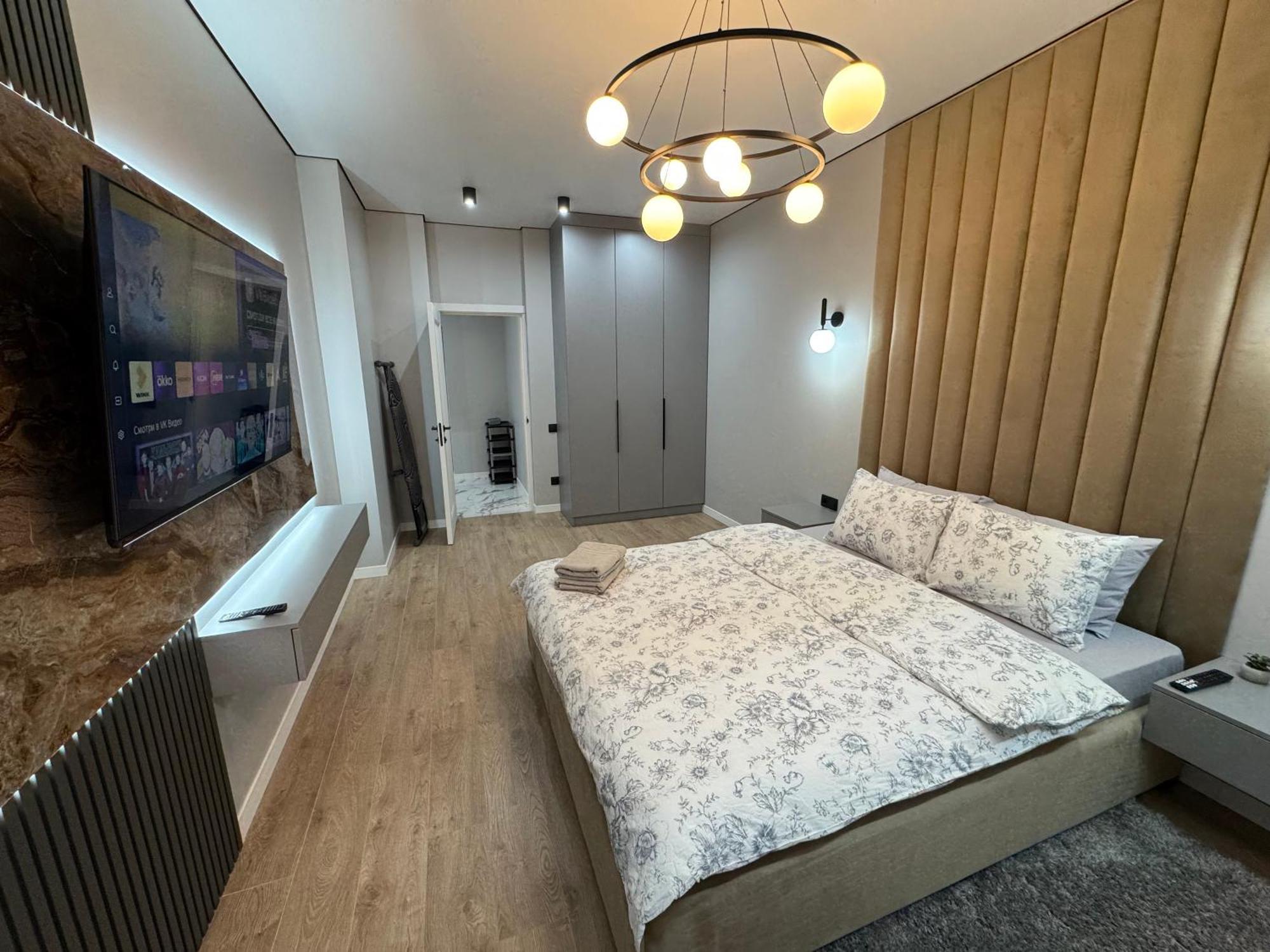 Two Bedroom Apartment In The Center, With Parking, Address Avram Iancu 32 基希讷乌 外观 照片
