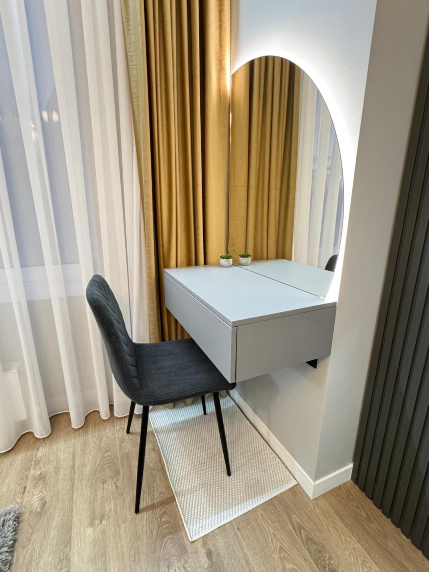 Two Bedroom Apartment In The Center, With Parking, Address Avram Iancu 32 基希讷乌 外观 照片