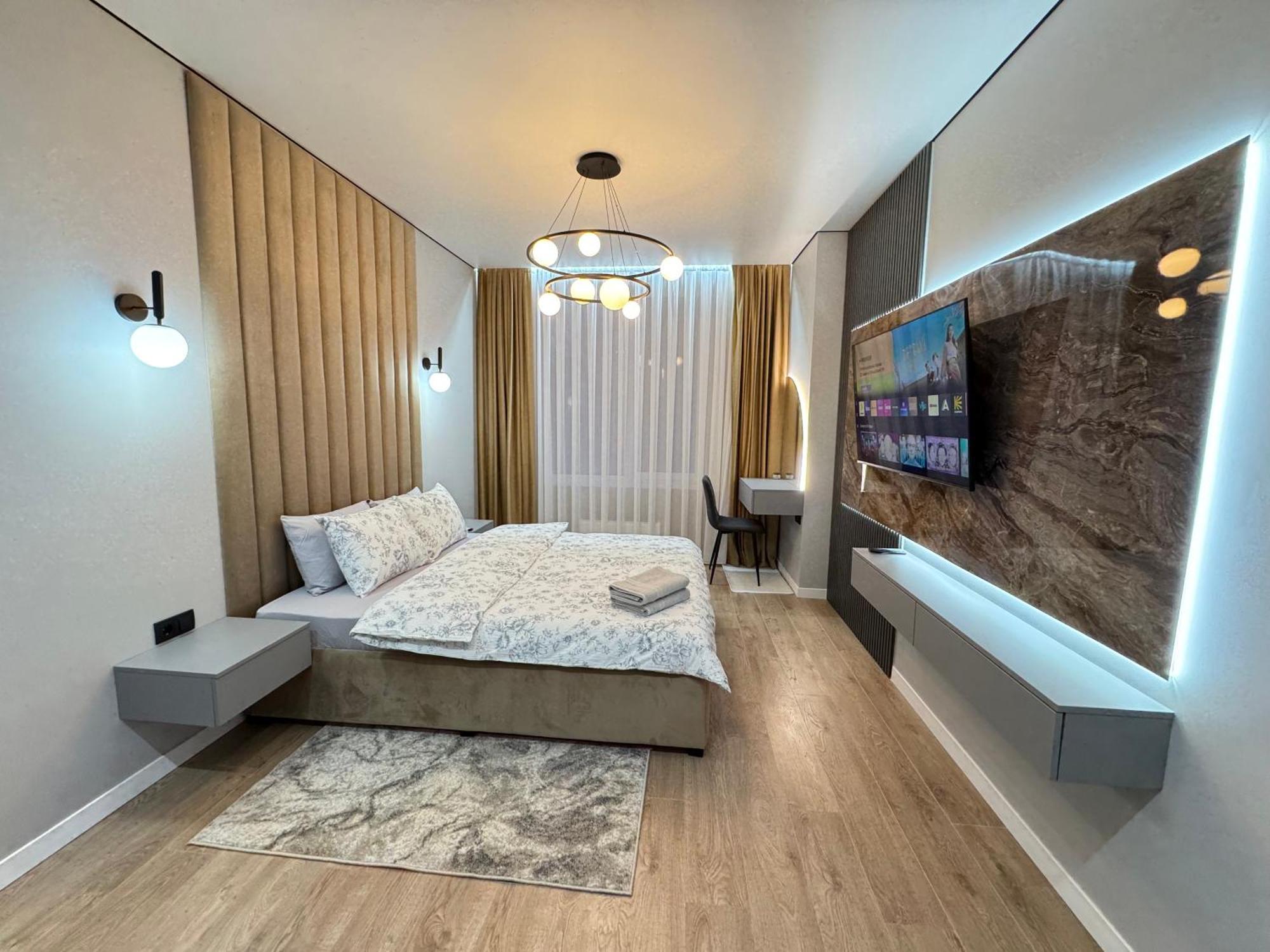 Two Bedroom Apartment In The Center, With Parking, Address Avram Iancu 32 基希讷乌 外观 照片